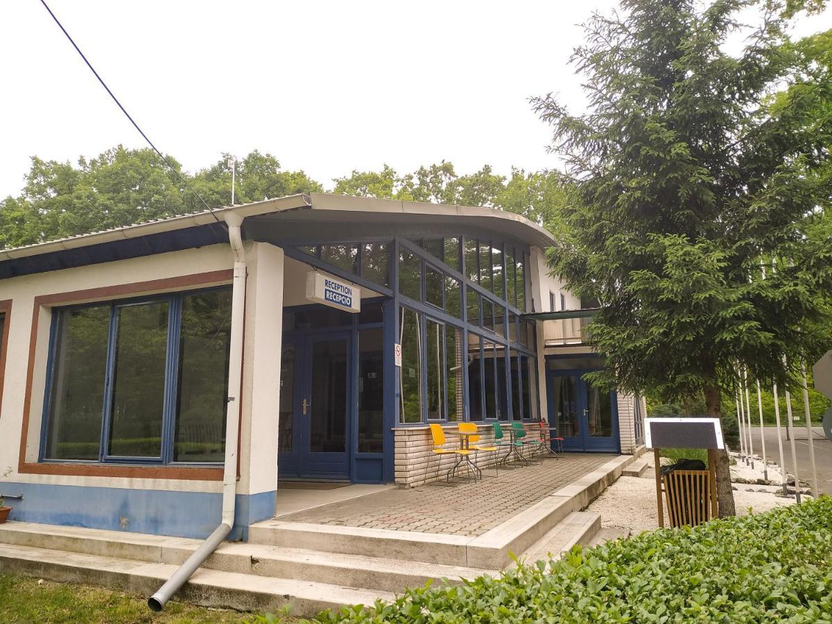Dorcas Center&Camping Hotel Debrecen Ngoại thất bức ảnh